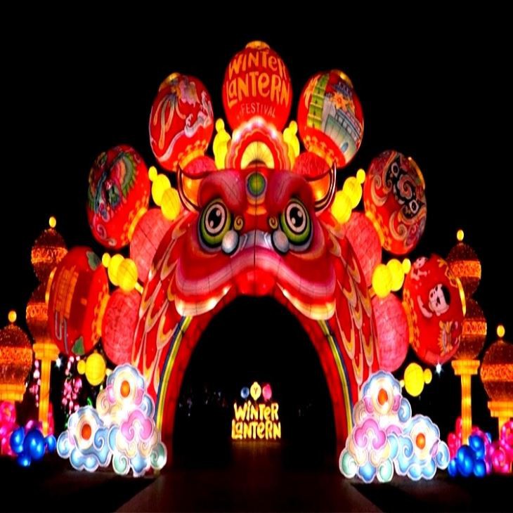 Christmas Decoration Display Outdoor Lantern Festival Silk Cloth Chinese Lanterns