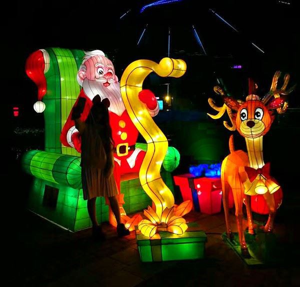 Santa Claus Christmas Light Show Decoration China Illunminated Lantern Festival